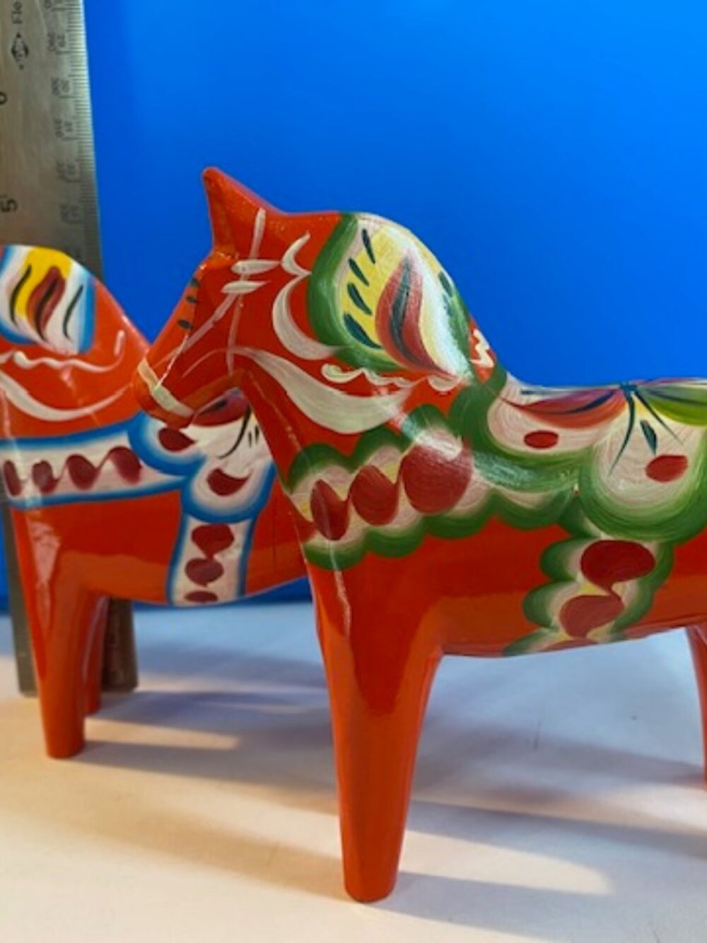 2 Vintage 4.5" Swedish Dala horses, hand carved and painted,Tillv, Nils Olsson - Picture 2 of 7
